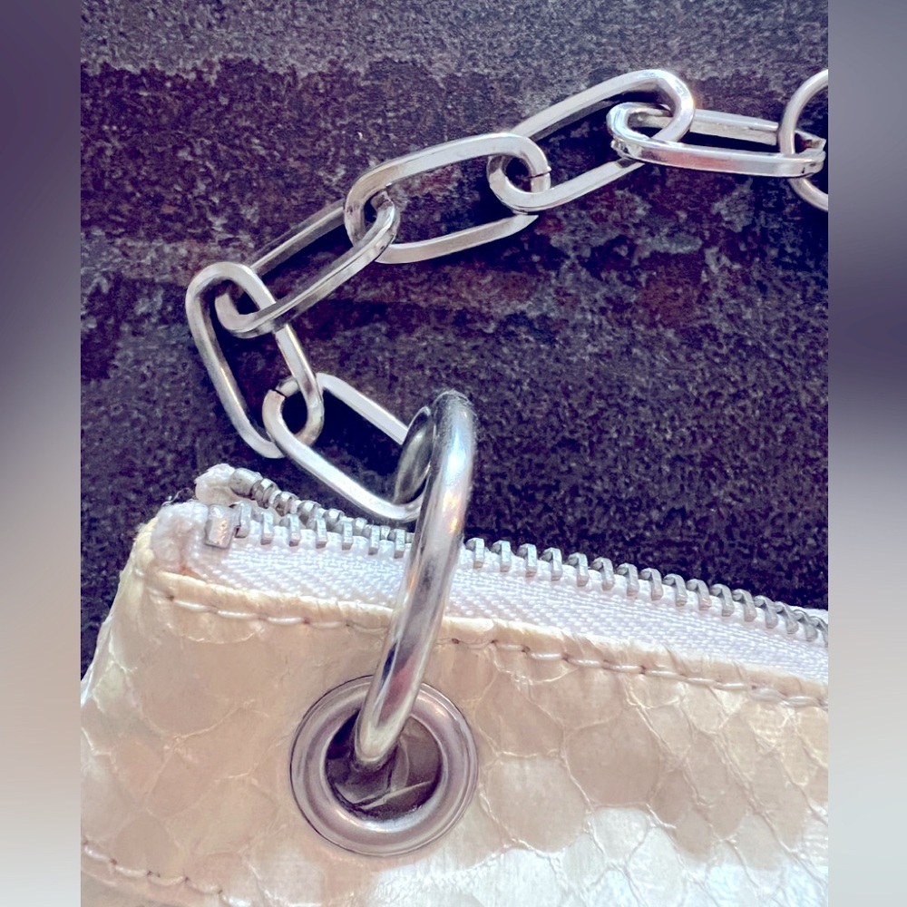 🤍🩶🐍👜BOTKIER White Ecru Python Skin Chain Strap Purse Bag NWT - Picture 5 of 11